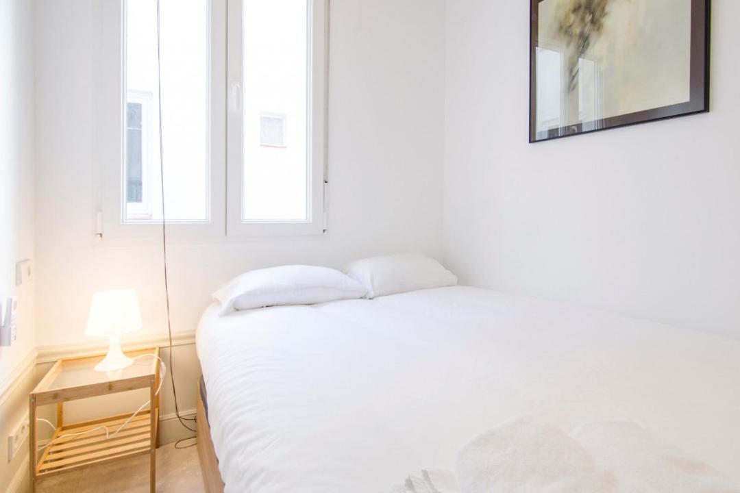 Valverde Apartment Madrid Eksteriør billede