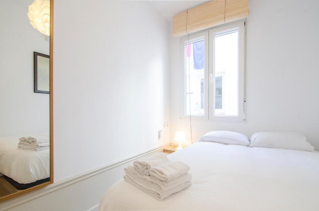 Valverde Apartment Madrid Eksteriør billede