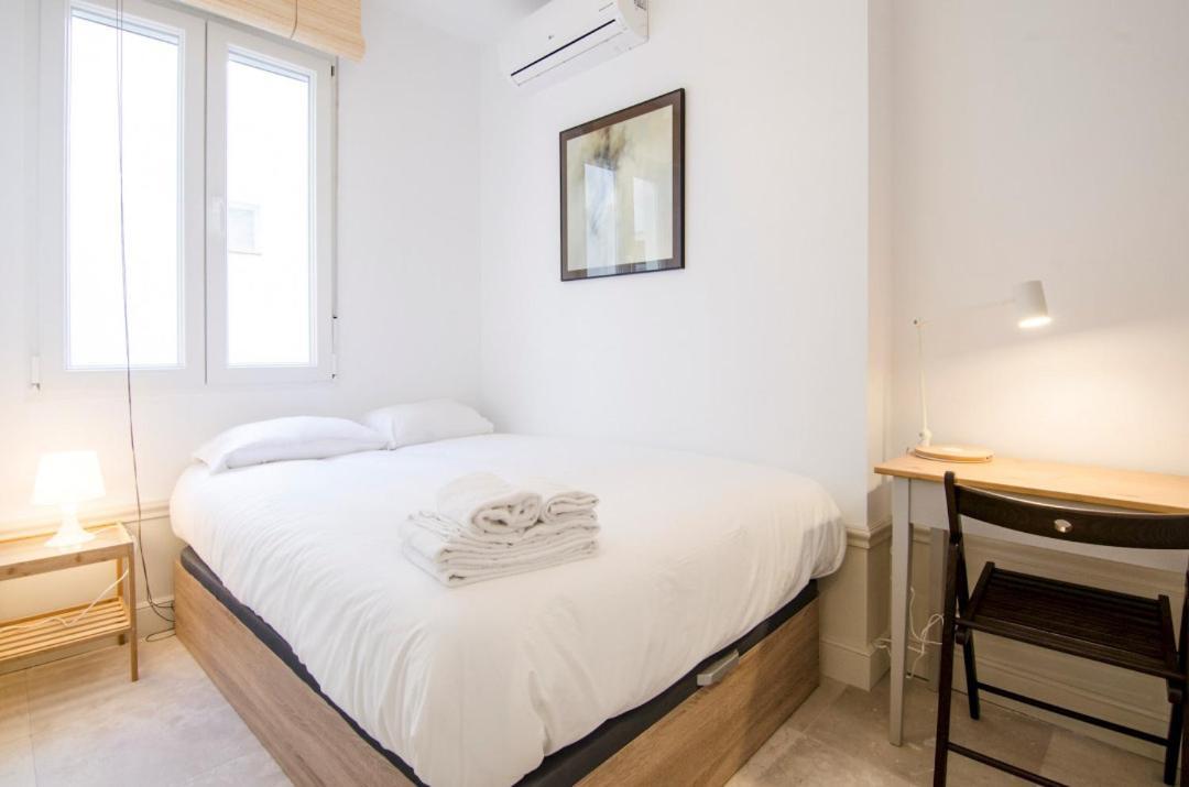 Valverde Apartment Madrid Eksteriør billede