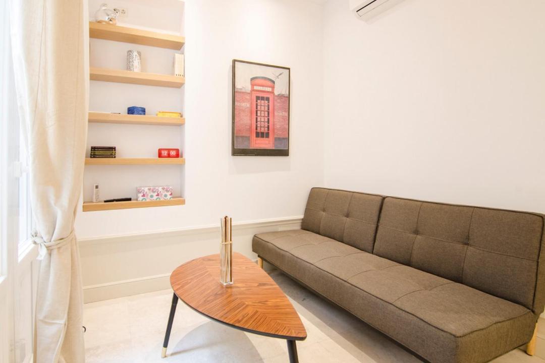 Valverde Apartment Madrid Eksteriør billede