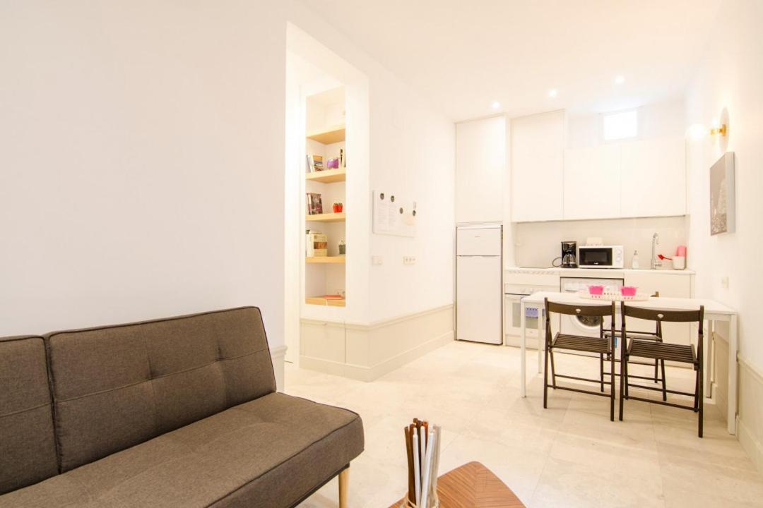 Valverde Apartment Madrid Eksteriør billede